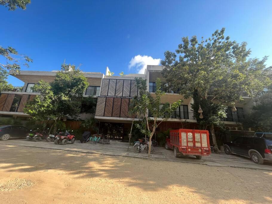 Penthouse En Etnica , La Veleta Apartment